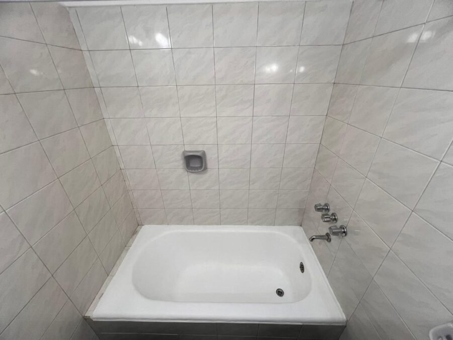 Castro Barros 250 / Almagro - Image 15